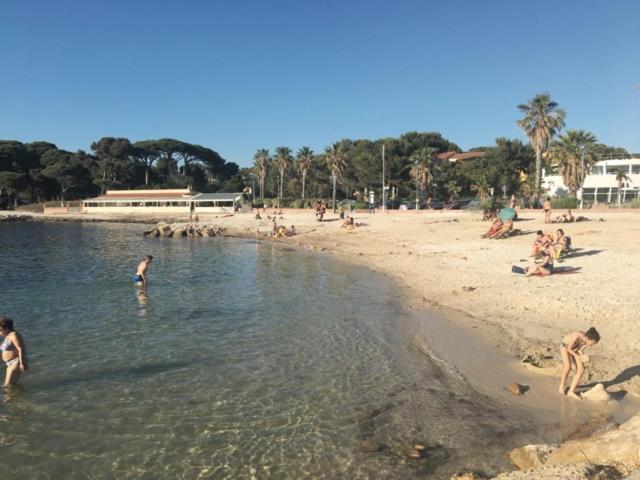 סן-מנדרייה-סור-מר Bas De Villa Jardin Plein Sud Proche Mer Clim-Wifi מראה חיצוני תמונה
